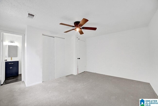 Building Photo - 4713 9th Ave S