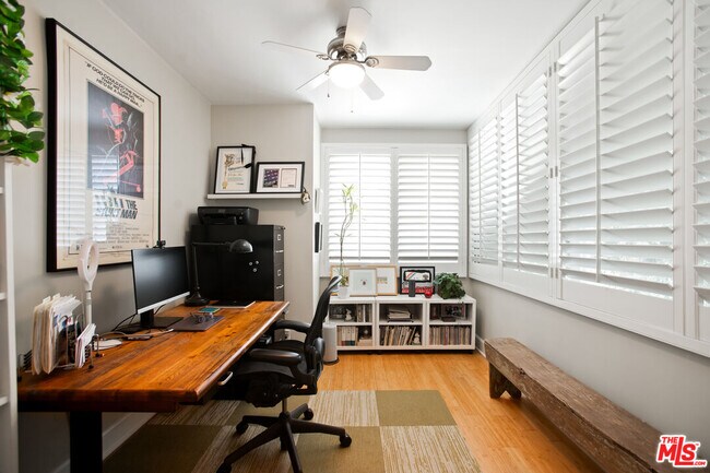Building Photo - 1525 Hayworth Ave