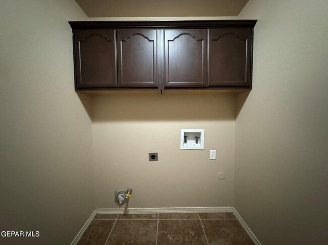Building Photo - 13981 Sandy Rock Dr