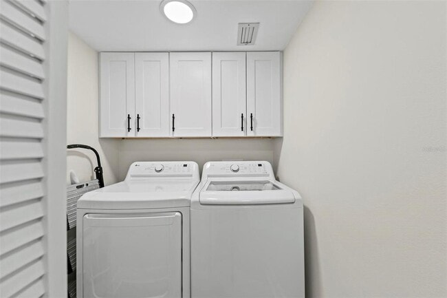 Building Photo - 5153 Isla Key Blvd S