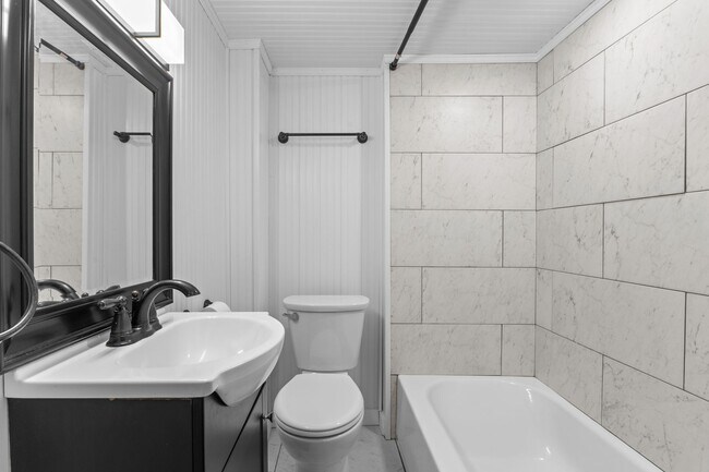 Building Photo - 114-116 South Champlain Street