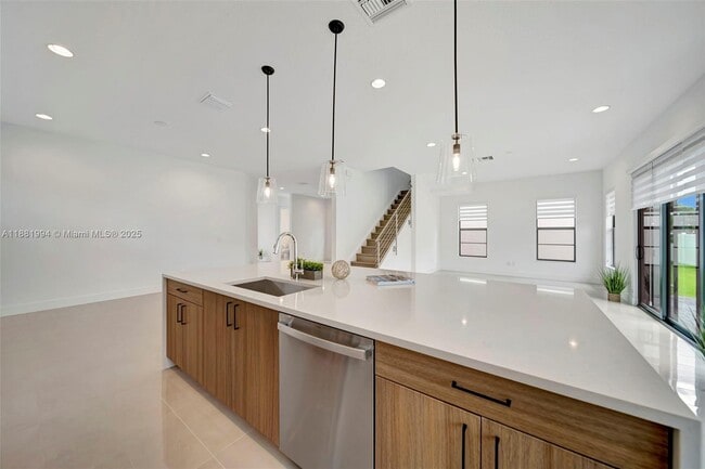 Building Photo - 1454 NW 23rd St
