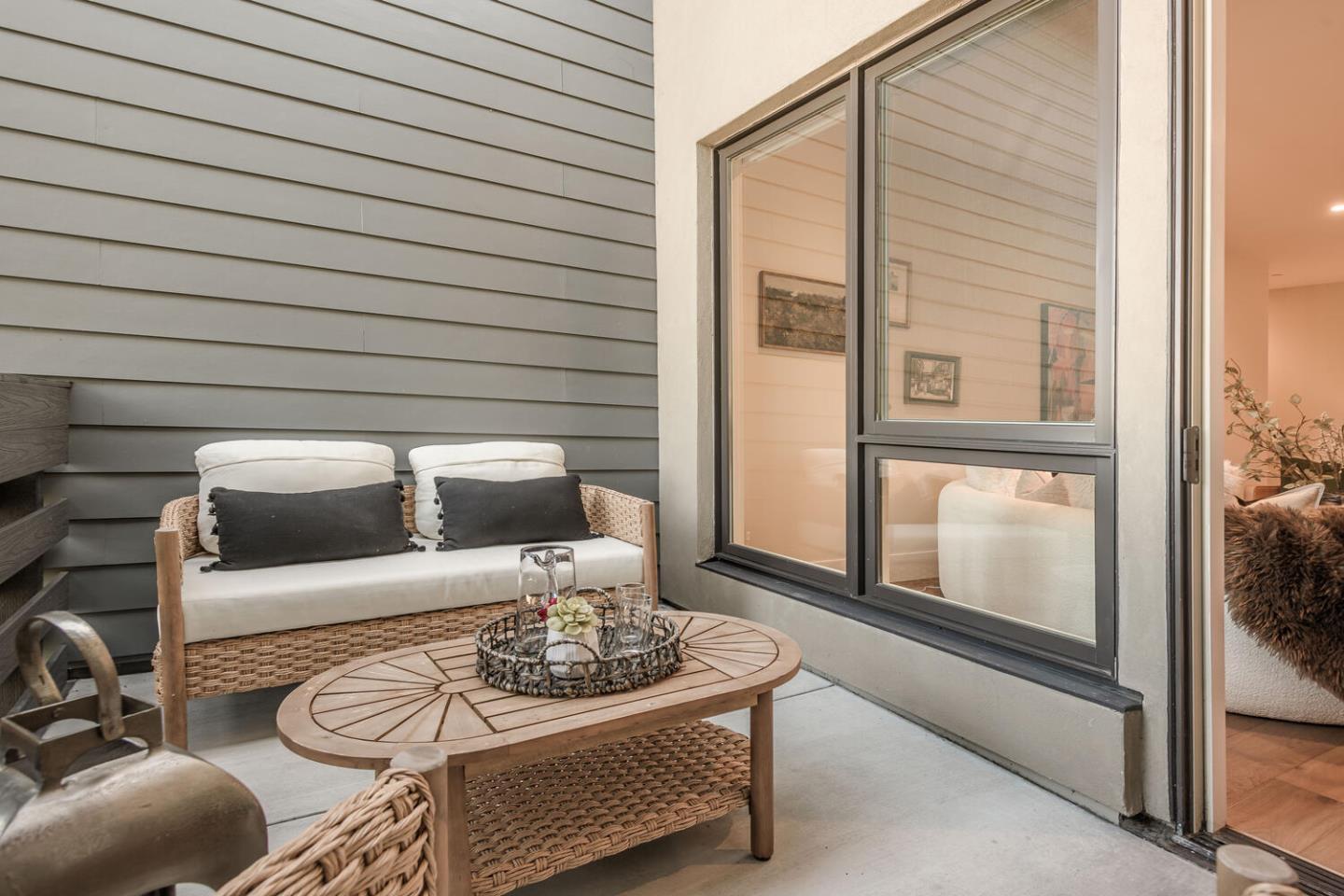 Building Photo - 600 El Camino Real