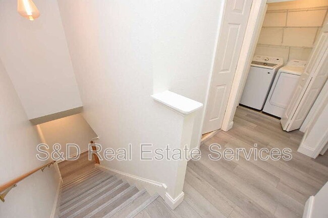 Building Photo - 5365 River Rock Rd