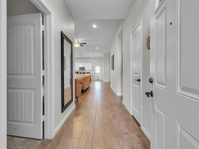 Building Photo - 10149 Lone Eagle Dr