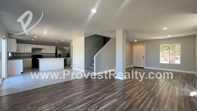 Building Photo - 9334 Azurite Ave
