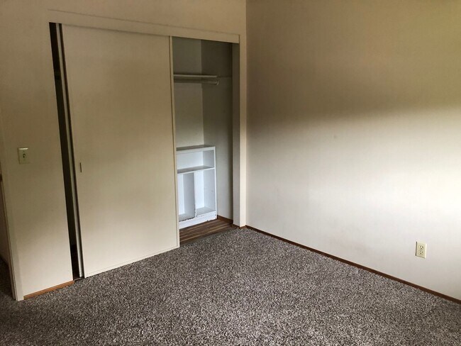 Building Photo - Gorgeous 4 Bedroom El Dorado Hills Home on Private Cul-De-Sac!