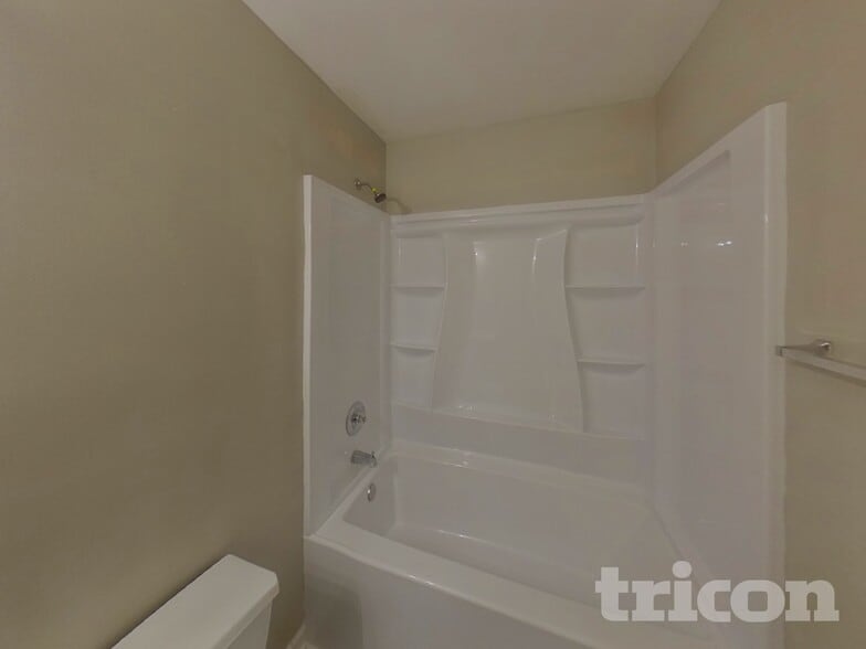 Building Photo - 125 Kennedy Dr