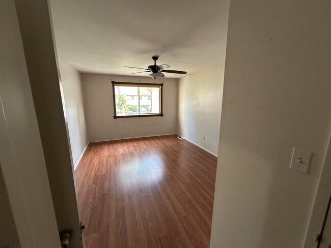 Building Photo - 2465 Arbor Ct