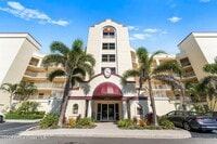 Building Photo - 8931 Lake Dr