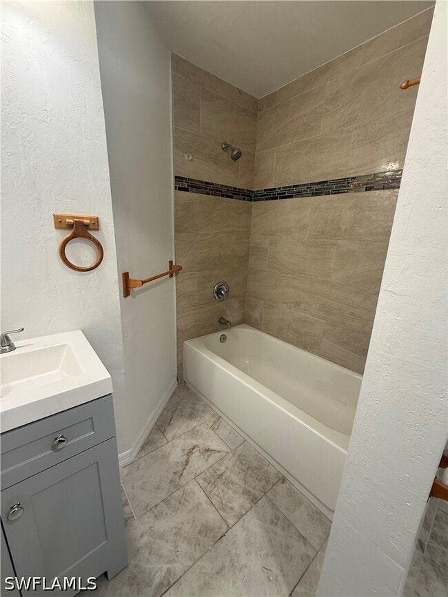 Building Photo - 12154 Americus Ln