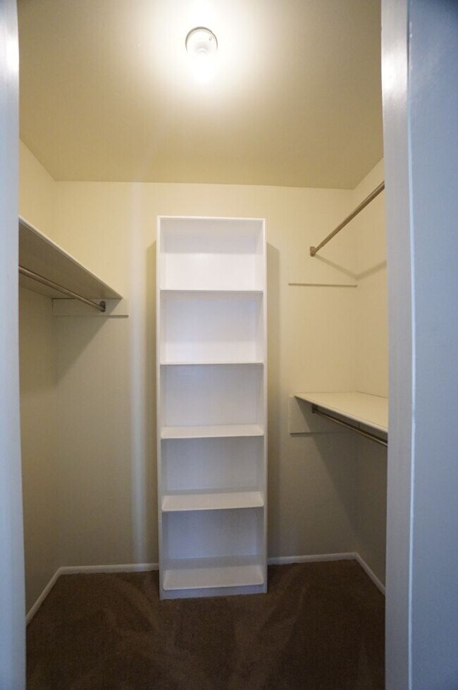 Building Photo - 11615 Sandman Dr