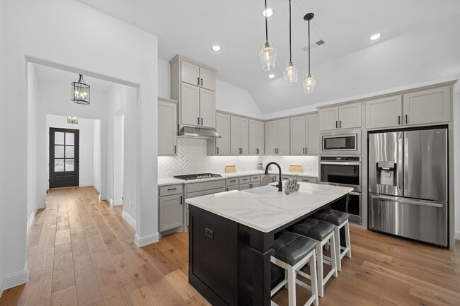 Building Photo - 2130 Sun Meadow Dr