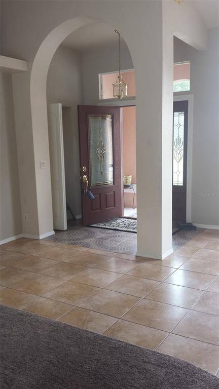 Building Photo - 404 Hazel Cir