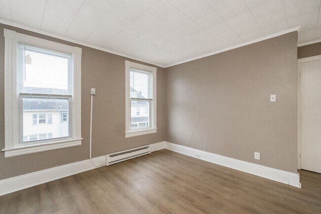 Building Photo - 301 W Wilkes Barre St