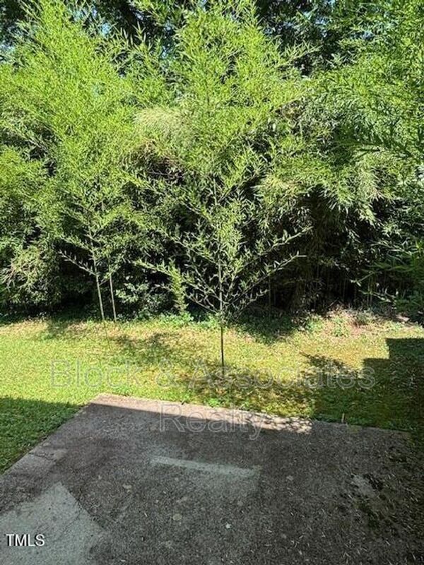 Building Photo - 8741 Chapel Hill Rd