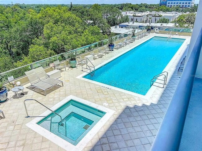 Building Photo - 101 S Eola Dr