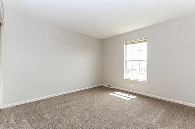 Building Photo - Beautiful 3 Bed, 4 Bath Home in Ephrata