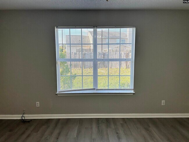 Building Photo - 218 Cogburn Rd