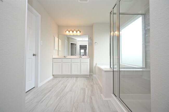 Building Photo - 4619 Ehrlich Ct
