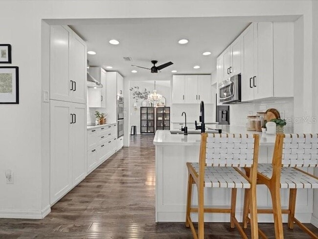 Building Photo - 15650 Prairie Creek Blvd