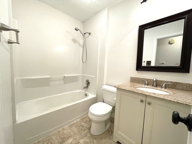 Building Photo - 12003 Corbin Dr