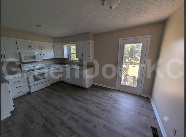 Building Photo - 13843 S Constance Ct