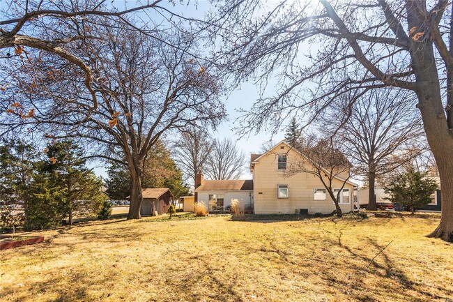 Building Photo - 9901 Arthur Ln