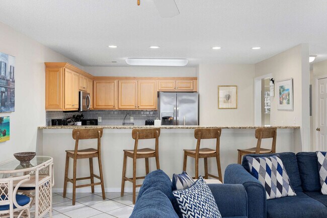 Building Photo - 111A S Yaupon Dr