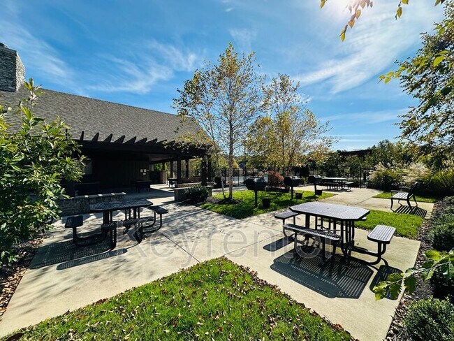 Building Photo - 11022 Big Sky Ln.