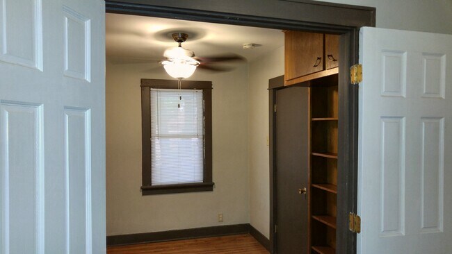 Bedroom 1 - 1015 E Gorham St
