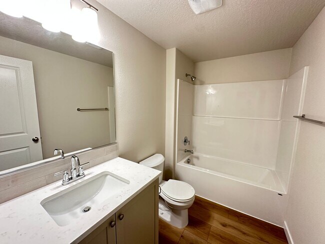 Building Photo - Brand New Hayden North Home