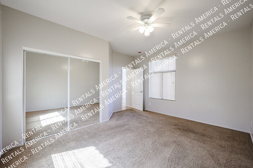 Building Photo - 1155 E Winchester Pl