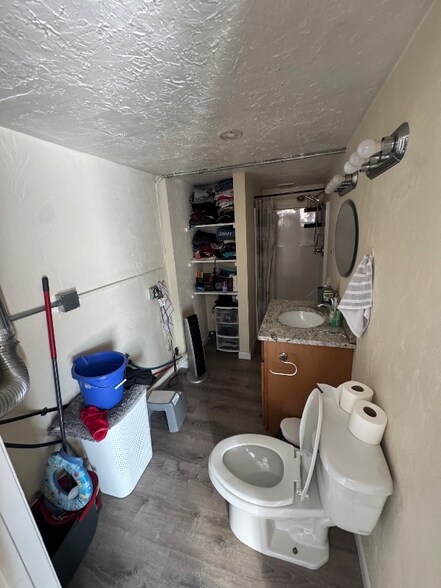 Building Photo - 3 Progressive St