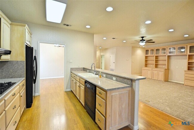 Building Photo - 2725 Diamond Trail