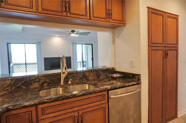 Building Photo - 504 Orange Blossom Dr