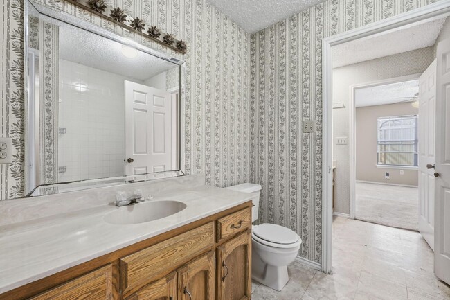 Building Photo - 246 Washington Blvd