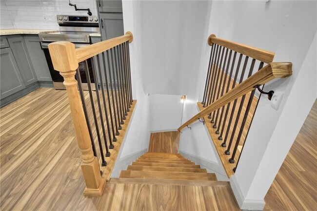 Building Photo - 3119 Piper Dr