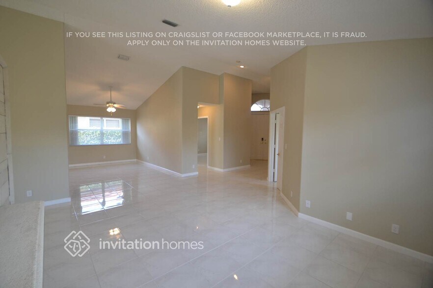Building Photo - 6419 Breckenridge Cir
