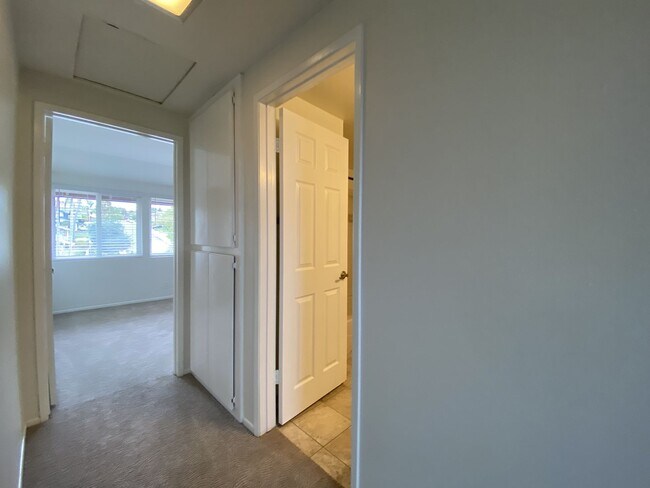 Building Photo - Spacious Home in La Costa with Nice View!!