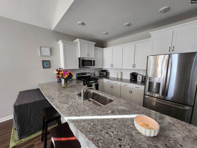 Building Photo - 448 Durwin Wy