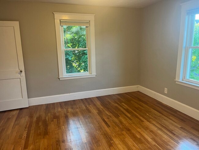 Building Photo - 16 Eddy St