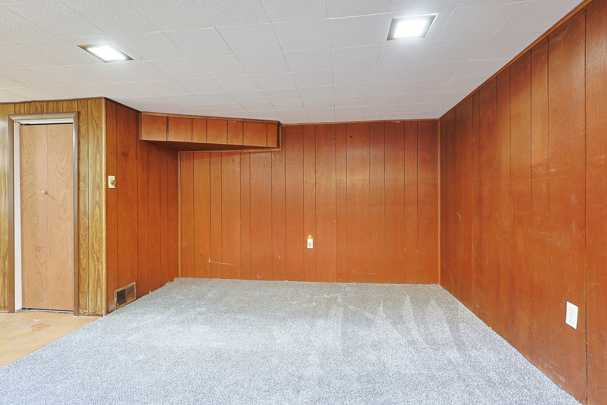 Building Photo - 36 Hawthorne Ave