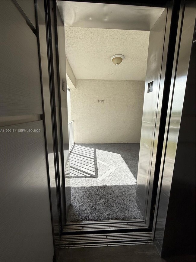 Building Photo - 8135 Sunrise Lakes Blvd