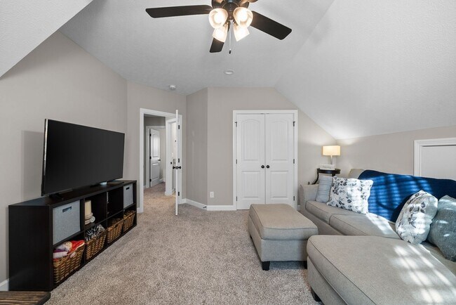 Building Photo - 2459 Shadowood Rd