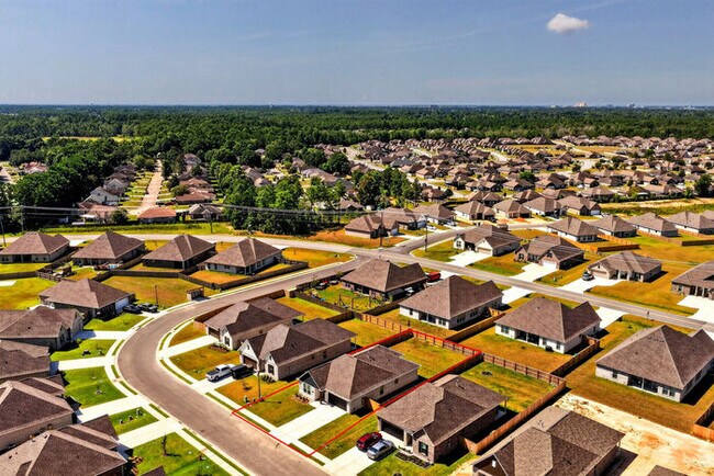 Building Photo - 7719 Claymont Cir