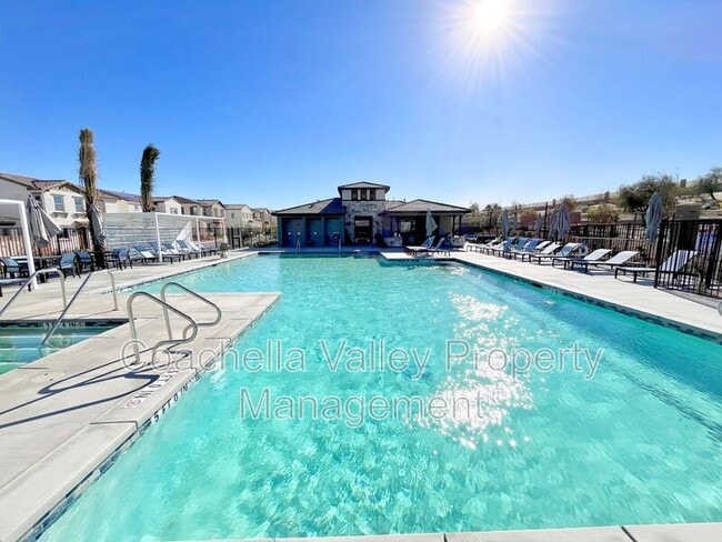 Building Photo - 41168 Emory Ln