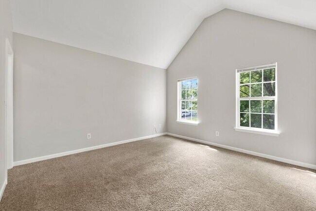 Building Photo - Spacious 4bed/2.5bath Home in Charlotte