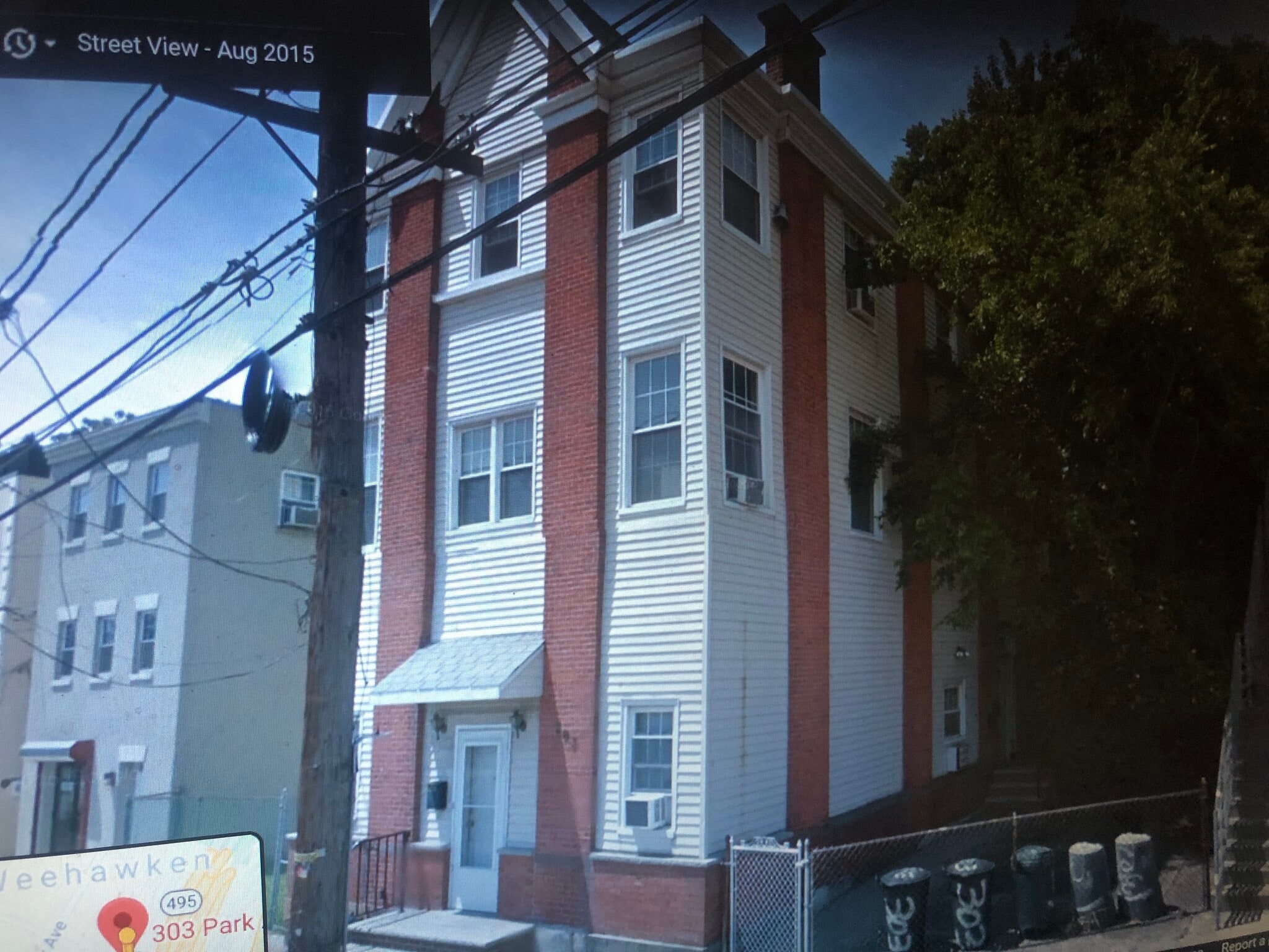 Building Photo - 303 Park Ave