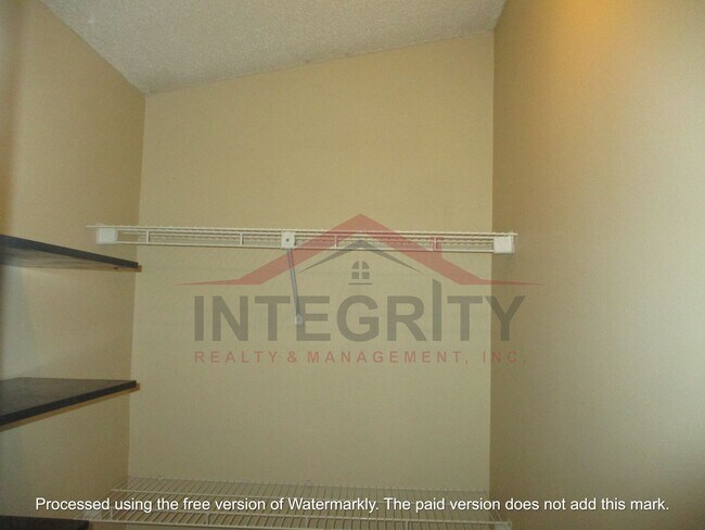 Building Photo - 3Bed/2bath in the heart of Orange Park